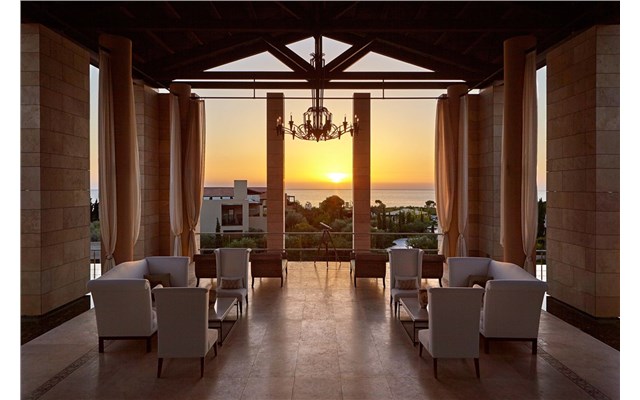 The Romanos, a Luxury Collection Resort 