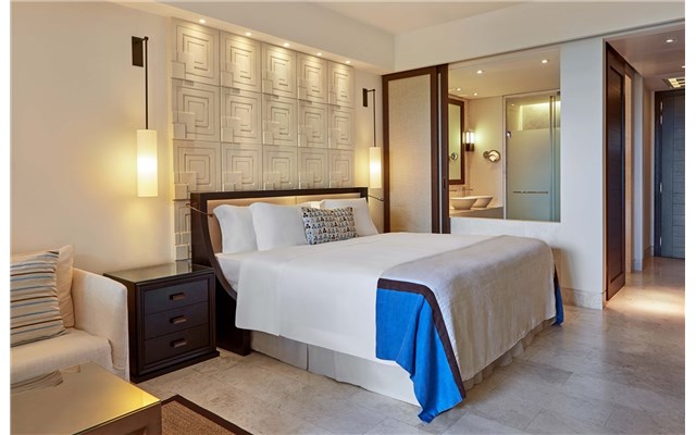 The Romanos, a Luxury Collection Resort 