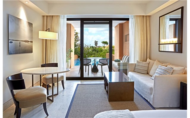 The Romanos, a Luxury Collection Resort 