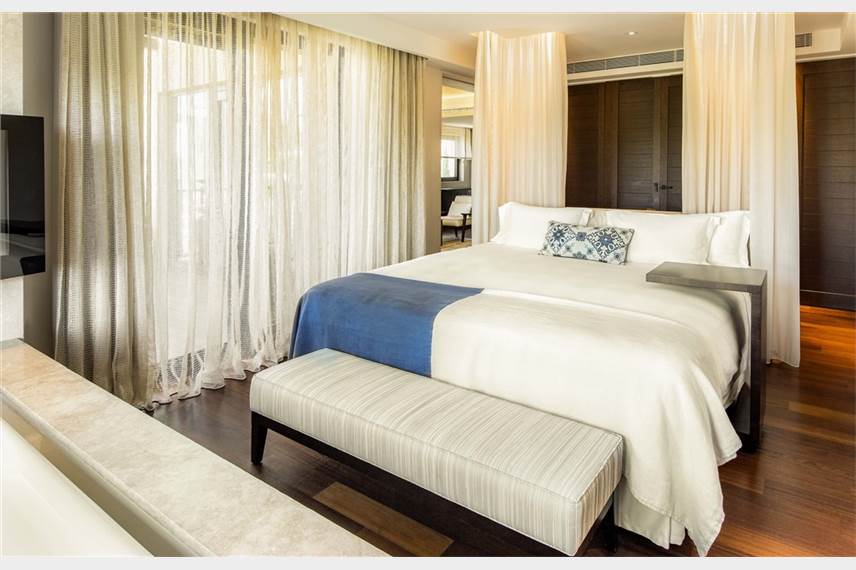 hotel the romanos - The Romanos, a Luxury Collection Resort