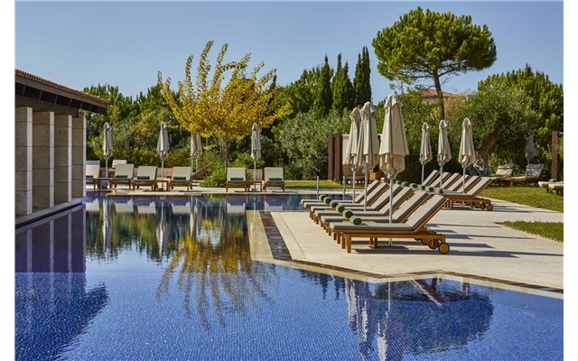 The Romanos, a Luxury Collection Resort 