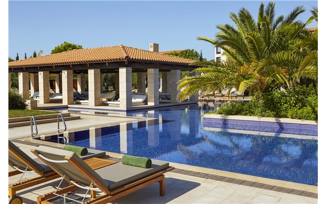The Romanos, a Luxury Collection Resort 