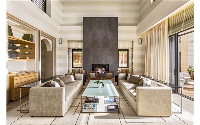 The Romanos, a Luxury Collection Resort 