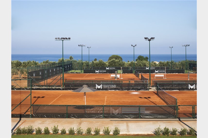  The Romanos, a Luxury Collection Resort