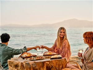 Resorty Mar-Bella Collection