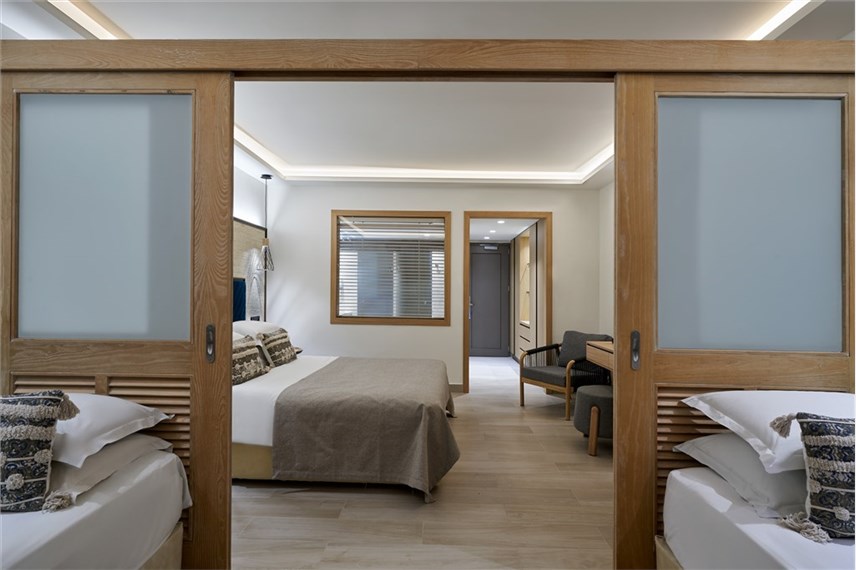 Atlantica aegean blue resort - Premium Family Room Swim Up Inland View - Atlantica Aegean Blue