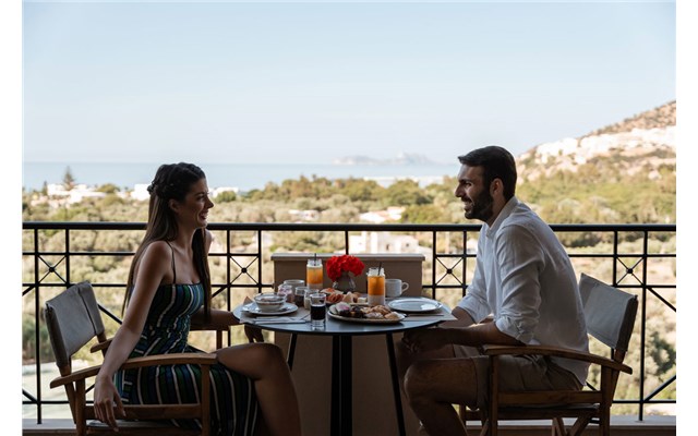 Paralos the maxine - Paralos The Maxine