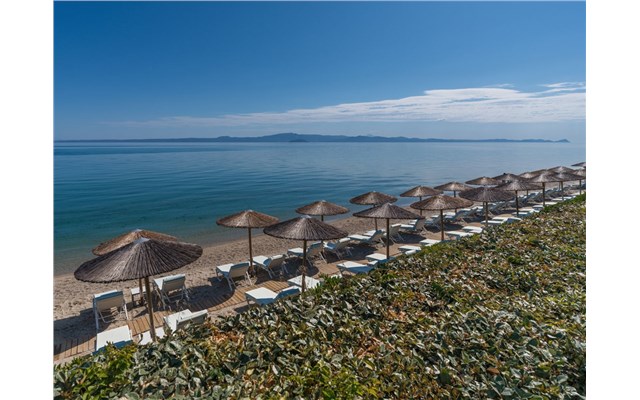  Domes Noruz Kassandra