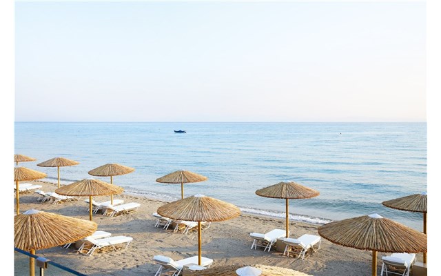  Domes Noruz Kassandra