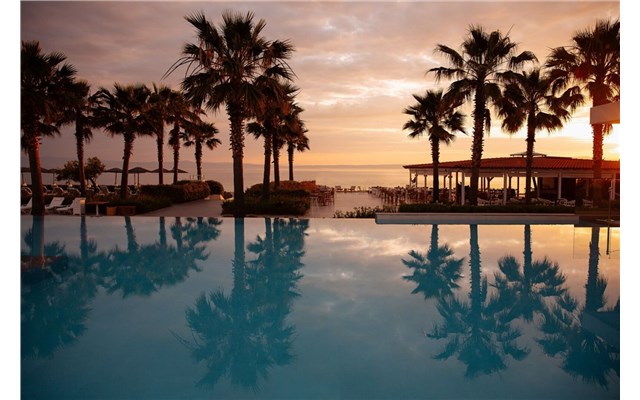  Domes Noruz Kassandra