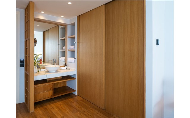  Domes Noruz Kassandra