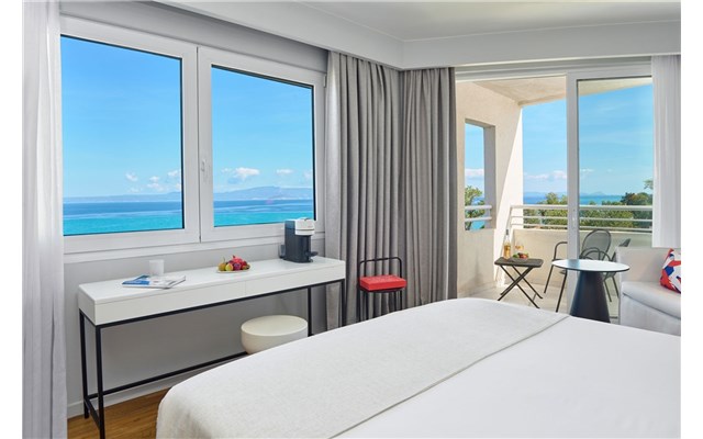  Domes Noruz Kassandra