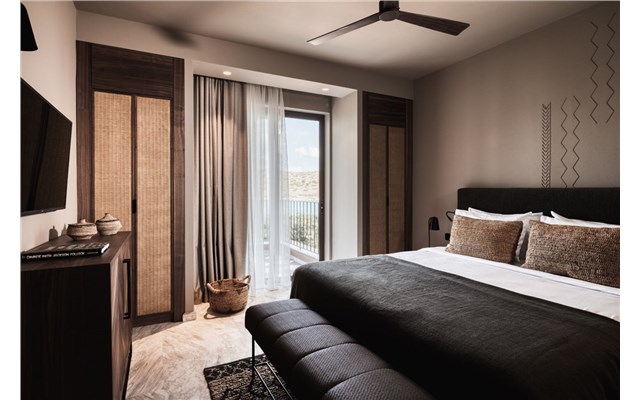  Domes of Elounda, Autograph Collection