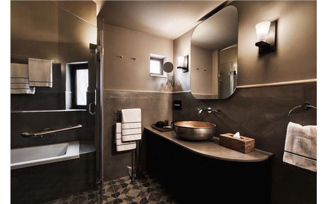  Domes of Elounda, Autograph Collection