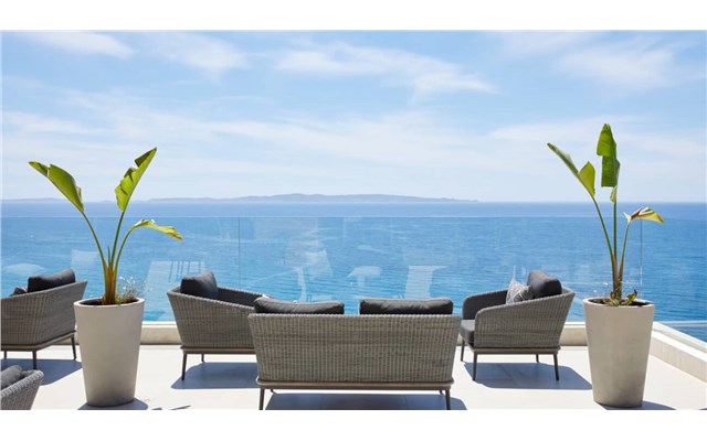  Elix, Mar-Bella Collection