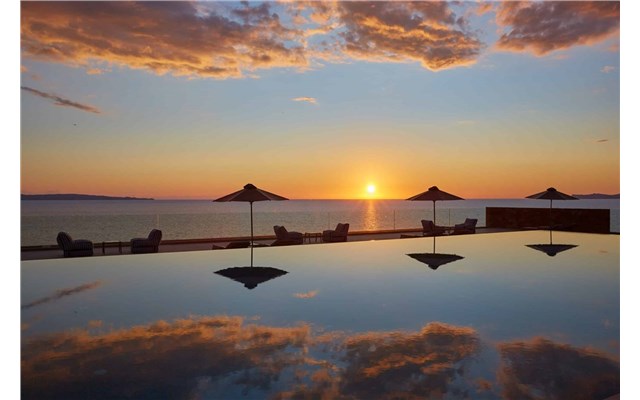  Elix, Mar-Bella Collection