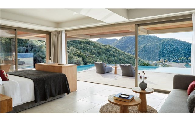  Elix, Mar-Bella Collection