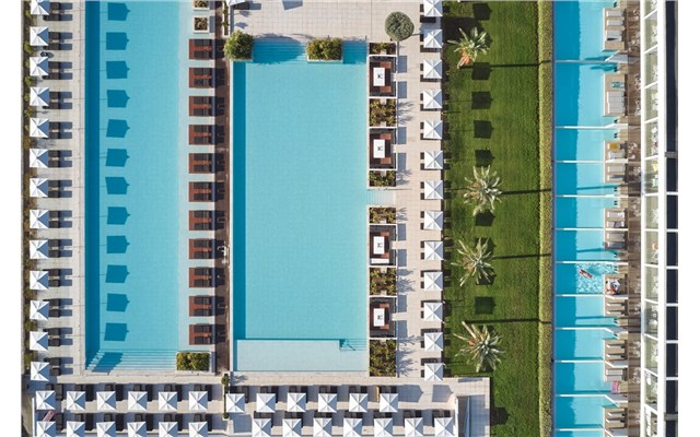  Gennadi Grand Resort