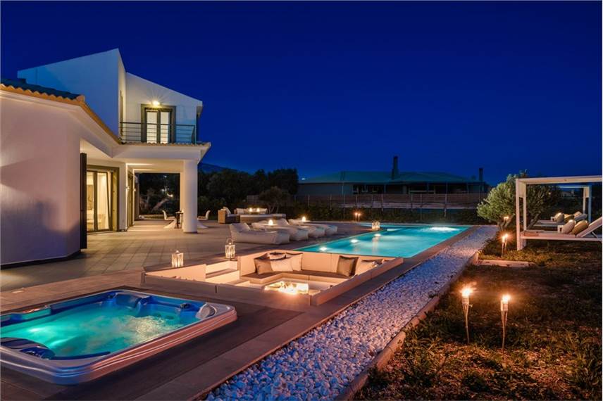  Villa Felicity