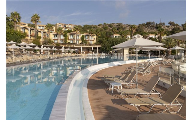 apostolata resort and spa kefalonia - Louis Apostolata Island Resort and SPA