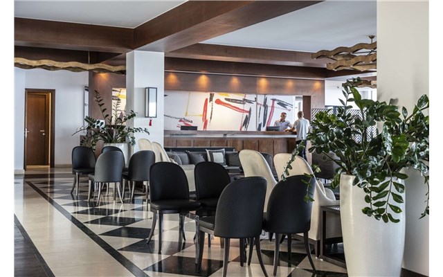  Louis Apostolata Island Resort and SPA