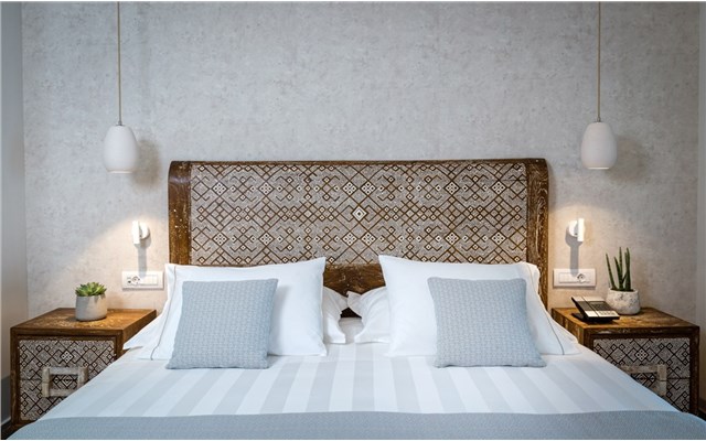  Amada Colossos Resort