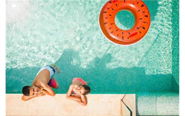  Amada Colossos Resort