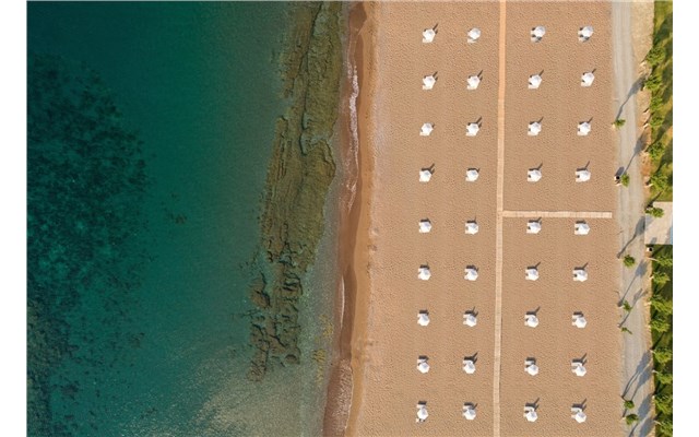  Amada Colossos Resort