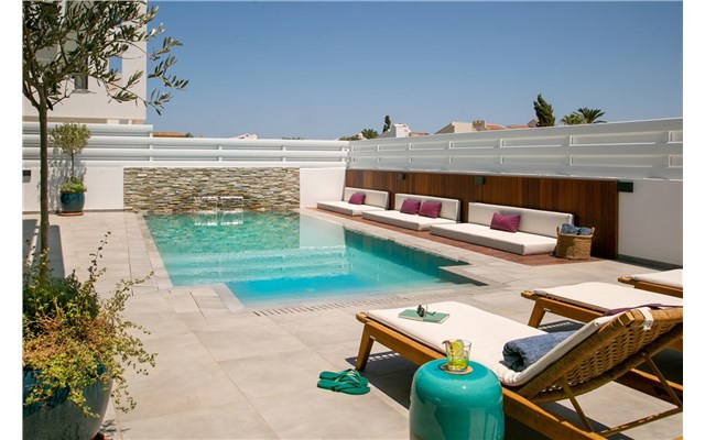  Chris Le Mare Gold Luxury Villa