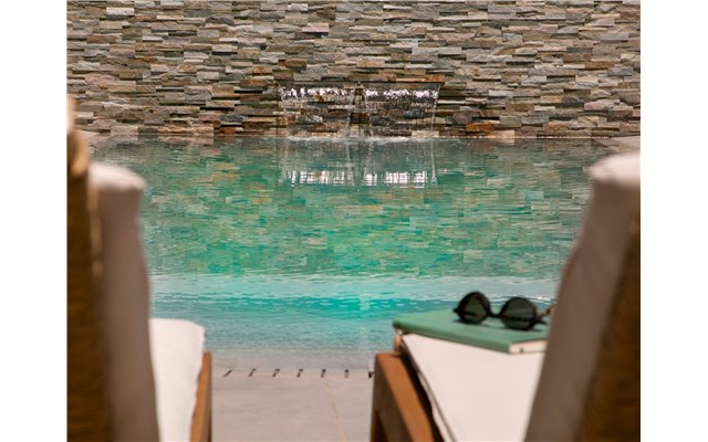  Chris Le Mare Gold Luxury Villa