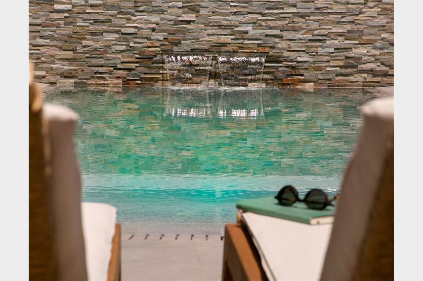  Chris Le Mare Gold Luxury Villa