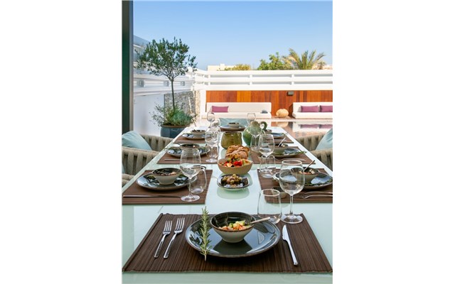  Chris Le Mare Gold Luxury Villa