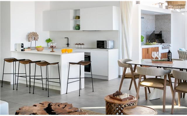  Chris Le Mare Gold Luxury Villa