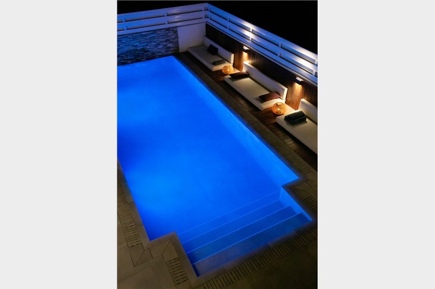  Chris Le Mare Gold Luxury Villa