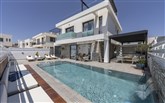  Chris Le Mare Gold Luxury Villa