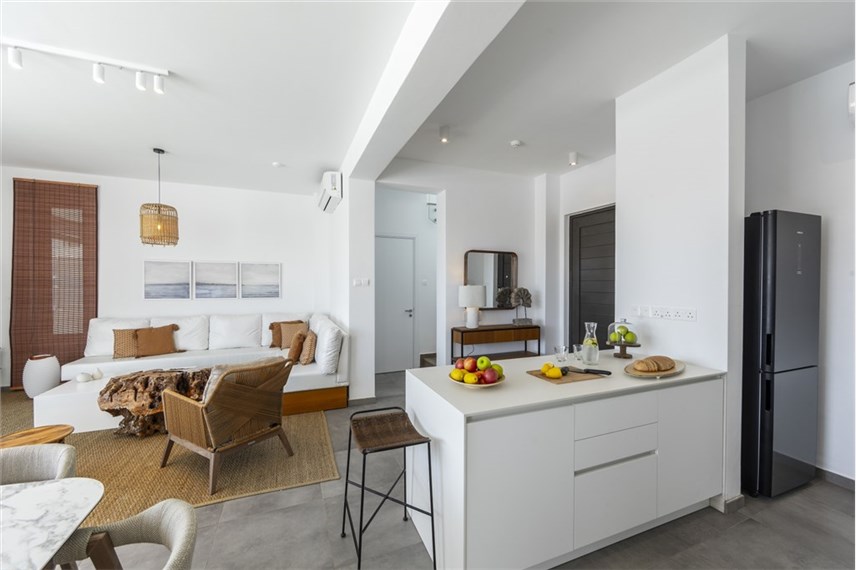  Chris Le Mare Gold Luxury Villa
