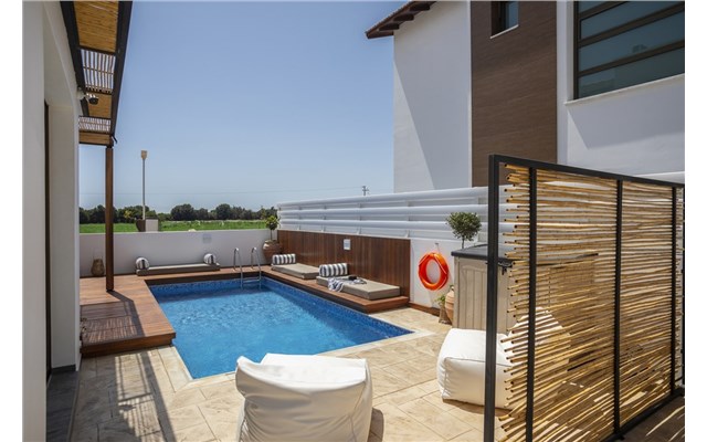  Chris Le Mare Luxury Villa