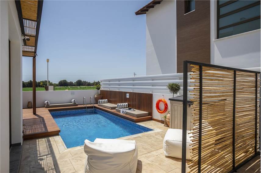  Chris Le Mare Luxury Villa