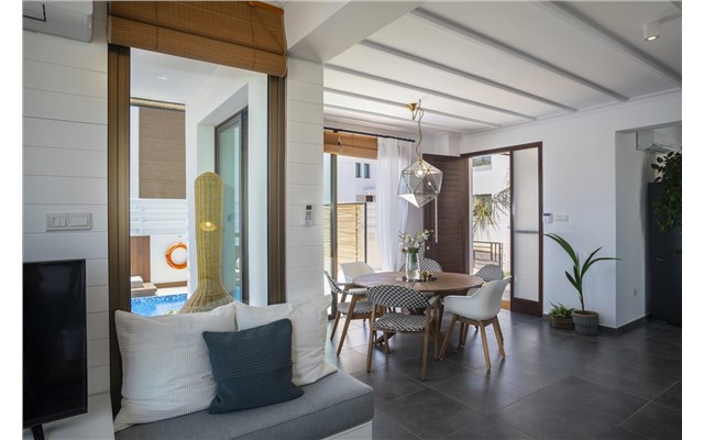  Chris Le Mare Luxury Villa