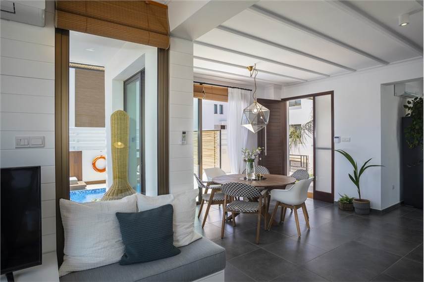  Chris Le Mare Luxury Villa