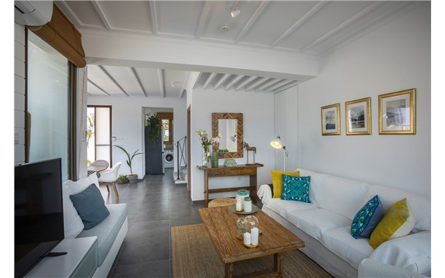  Chris Le Mare Luxury Villa