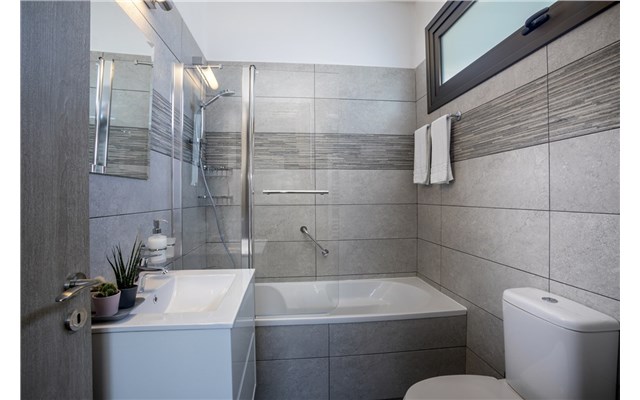  Chris Le Mare Luxury Villa