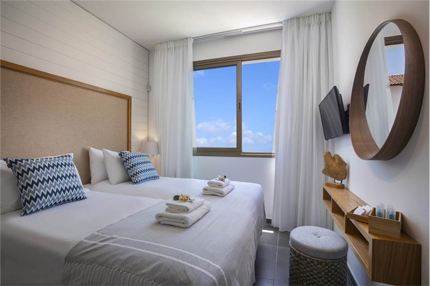  Chris Le Mare Luxury Villa
