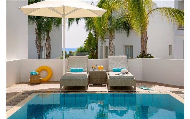  Althea Kalamies Luxury Villas