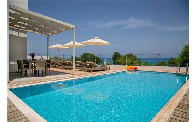  Althea Kalamies Luxury Villas