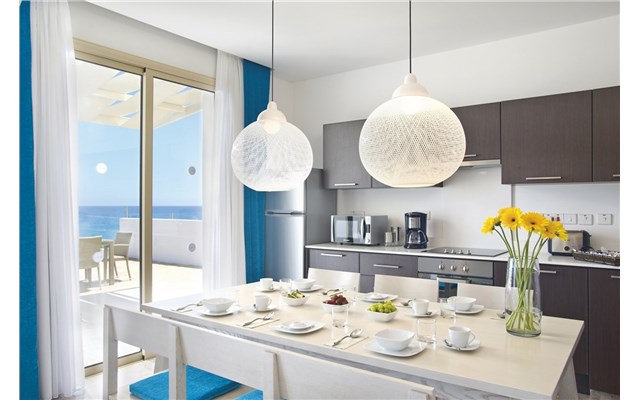  Althea Kalamies Luxury Villas