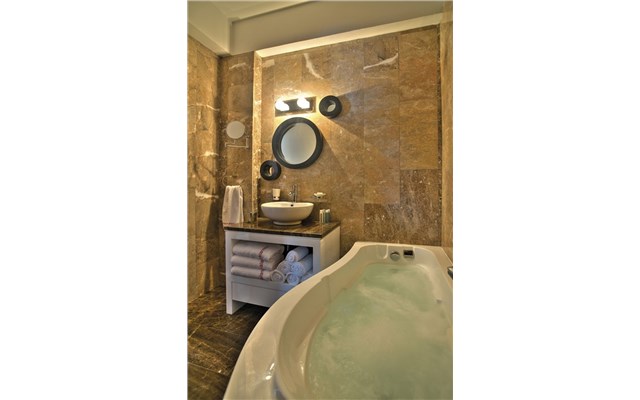  Althea Kalamies Luxury Villas