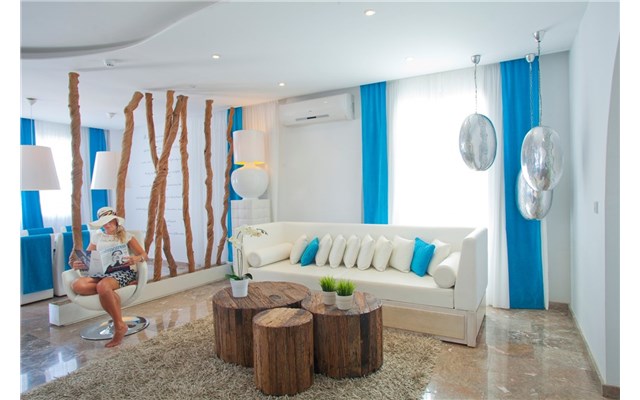  Althea Kalamies Luxury Villas