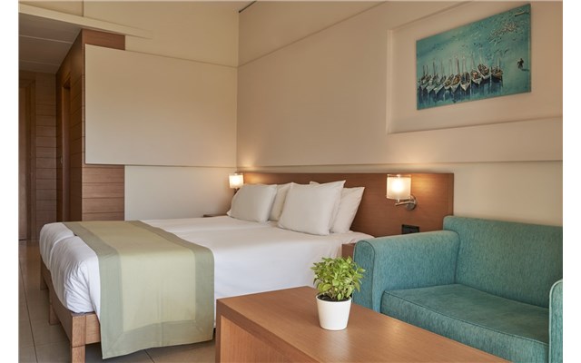 atlantica amalthia beach hotel - Atlantica Amalthia Beach