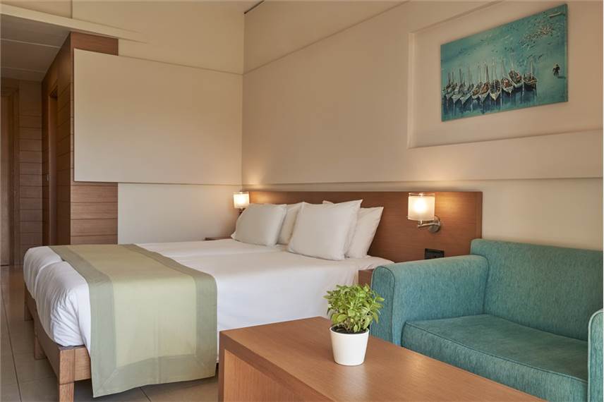 atlantica amalthia beach hotel - Atlantica Amalthia Beach